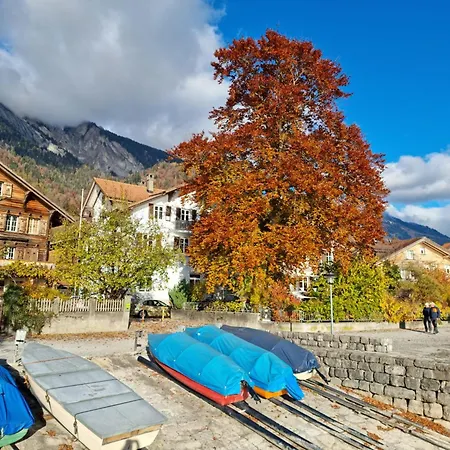 4,5 Zimmer-wohnung Og, Art * Brienz (Bern)