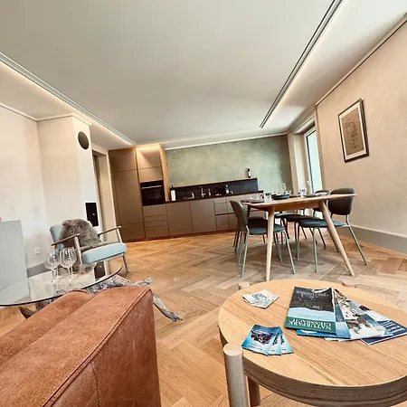 Apartamento Art Residence, Beat Staehli